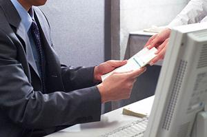 少しでも費用を抑えて引っ越ししたいなら